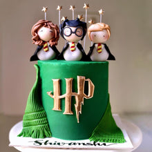 Load image into Gallery viewer, Green Tastycrafts Fondant | Sugar Paste 3