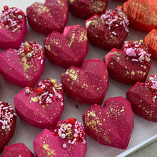 Load image into Gallery viewer, P602 Pinata Heart PVC Chocolate Mould 3
