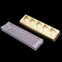Load image into Gallery viewer, M625 5 Cavity Lips Chocolate PVC Box