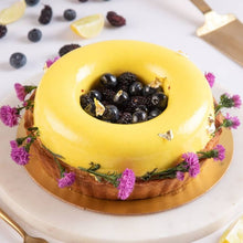 Load image into Gallery viewer, Golden Round | Square Cake Base 9 Inches 2
