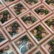 Load image into Gallery viewer, M904 4 Cavity Premium Pink Chocolate Box 3
