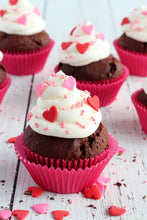 Load image into Gallery viewer, R25 Valentine's Hearts Sprinkles 4
