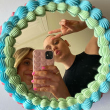 Load image into Gallery viewer, Round Selfie Mirror Cake Sheet 4
