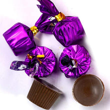 Load image into Gallery viewer, T31 Purple Potli | Toffee Wrapping Paper 3
