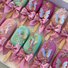 Load image into Gallery viewer, Wooden Cakesicle Sticks 50 Pieces 4
