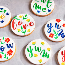 Load image into Gallery viewer, Yellow Edible Fondant Marker | Pen 4
