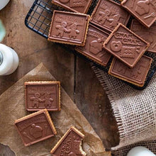 Load image into Gallery viewer, S408 Merry Christmas Gingerbread Story Silicone Chocolate Mould | Candles | Soap | Jelly
